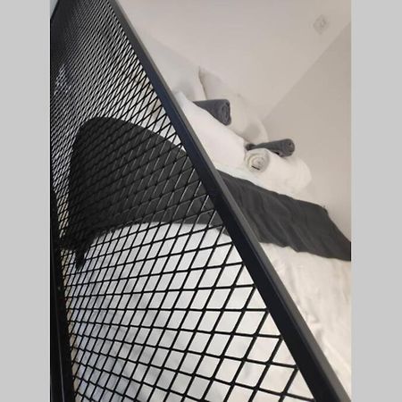 Centrally-Located Quiet Cozy Loft Apartment Be'er Sheva Eksteriør billede
