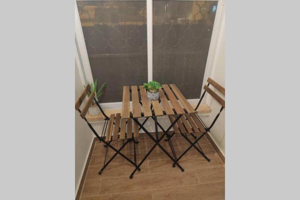Centrally-Located Quiet Cozy Loft Apartment Be'er Sheva Eksteriør billede